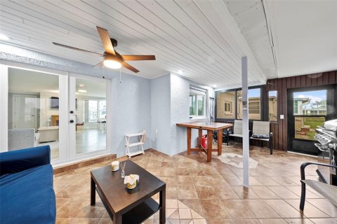 Casa en venta en Hudson, Florida, 3 dormitorios, 134.15 m2 № 1903000 - foto 6
