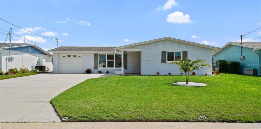 Villa ou maison à Hudson, Floride 3 chambres, 134.15 m2 № 1903000