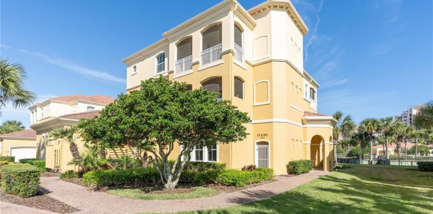Condominio en Palm Coast, Florida, 3 dormitorios № 1734344