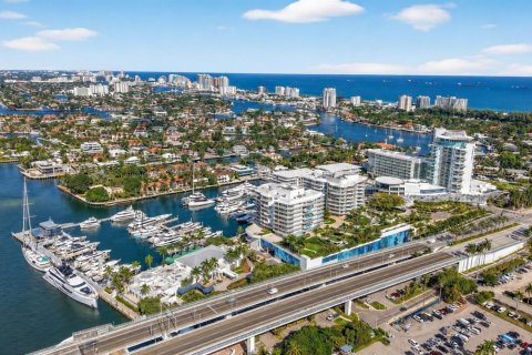 Villa ou maison à vendre à Fort Lauderdale, Floride: 7 chambres, 390.47 m2 № 2275156 - photo 4