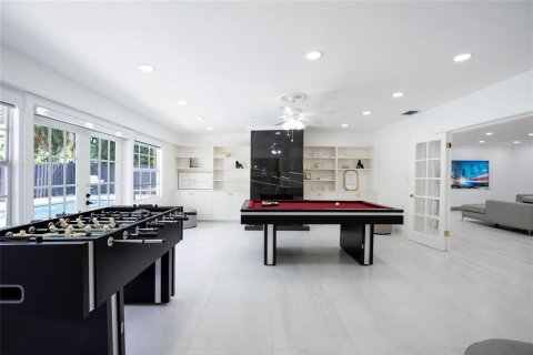 Villa ou maison à vendre à Fort Lauderdale, Floride: 7 chambres, 390.47 m2 № 2275156 - photo 13