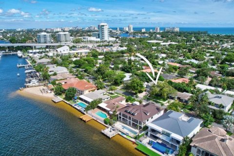 Villa ou maison à vendre à Fort Lauderdale, Floride: 7 chambres, 390.47 m2 № 2275156 - photo 3