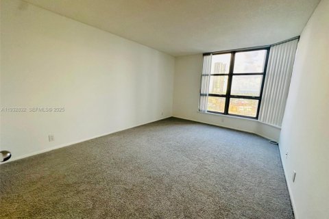 Снять в аренду кондоминиум в Авентура, Флорида 2 спальни, 109.72м2, № 1991672 - фото 11