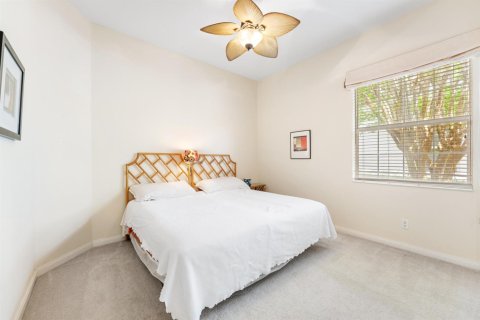 House in Jupiter, Florida 3 bedrooms, 181.25 sq.m. № 2087784 - photo 8