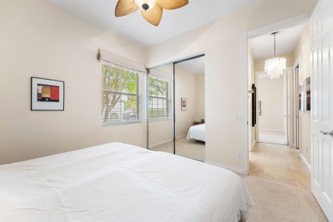 House in Jupiter, Florida 3 bedrooms, 181.25 sq.m. № 2087784 - photo 9