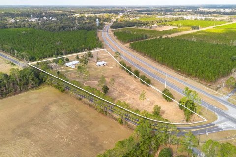 Immobilier commercial à Chiefland, Floride 269.6 m2 № 2125893