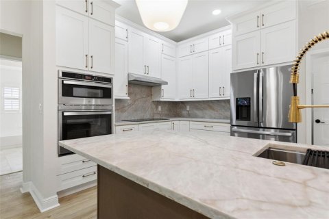Villa ou maison à vendre à Safety Harbor, Floride: 4 chambres, 232.26 m2 № 2399519 - photo 6