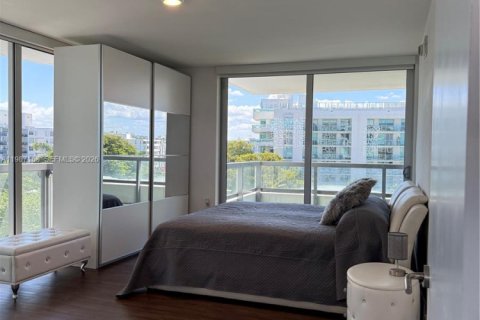 Купить кондоминиум в Бей-Харбор-Айлендс, Флорида 2 спальни, 121.24м2, № 2048931 - фото 6