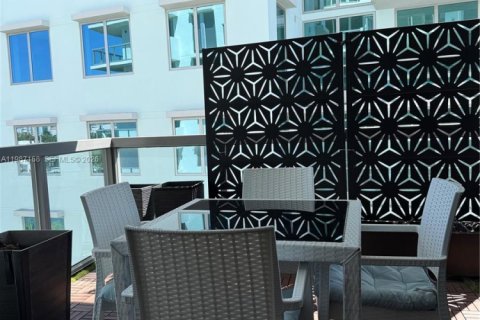 Купить кондоминиум в Бей-Харбор-Айлендс, Флорида 2 спальни, 121.24м2, № 2048931 - фото 4