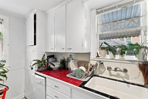 Immobilier commercial à vendre à Saint Petersburg, Floride: 3 chambres, 127.65 m2 № 2395807 - photo 30
