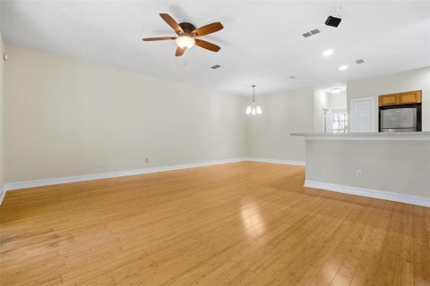 Townhouse in Tampa, Florida 2 bedrooms, 128.86 sq.m. № 1837369 - photo 12