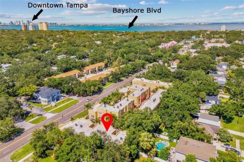 Townhouse in Tampa, Florida 2 bedrooms, 128.86 sq.m. № 1837369 - photo 27