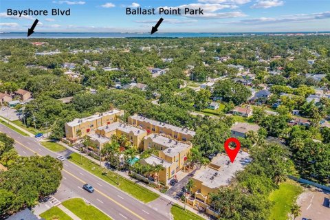 Townhouse in Tampa, Florida 2 bedrooms, 128.86 sq.m. № 1837369 - photo 28