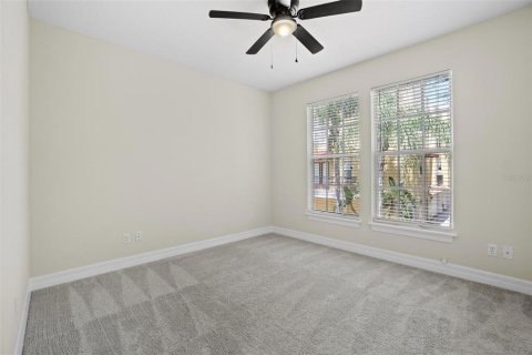 Townhouse in Tampa, Florida 2 bedrooms, 128.86 sq.m. № 1837369 - photo 19