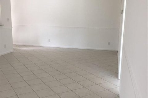 Condominio en venta en Coral Springs, Florida, 2 dormitorios, 58.44 m2 № 2245574 - foto 5