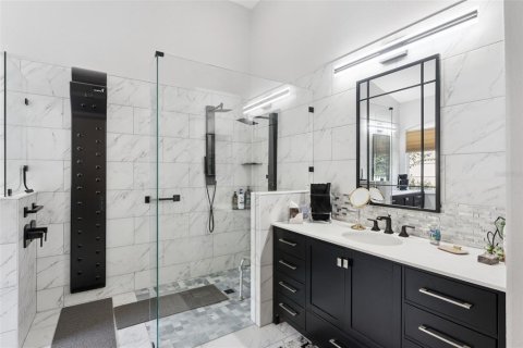 Casa en venta en Orlando, Florida, 3 dormitorios, 273.23 m2 № 2428646 - foto 16