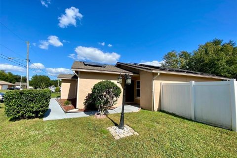 Casa en alquiler en Kissimmee, Florida, 3 dormitorios, 113.71 m2 № 1872914 - foto 22