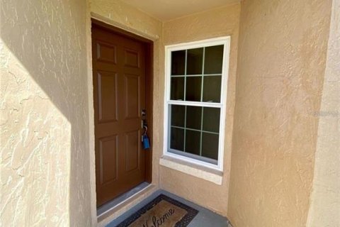 Casa en alquiler en Kissimmee, Florida, 3 dormitorios, 113.71 m2 № 1872914 - foto 3