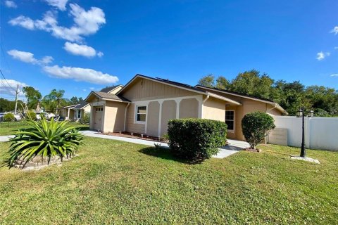 Casa en alquiler en Kissimmee, Florida, 3 dormitorios, 113.71 m2 № 1872914 - foto 21
