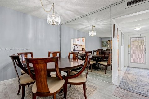 Condominio en alquiler en Margate, Florida, 1 dormitorio, 72 m2 № 2054740 - foto 6