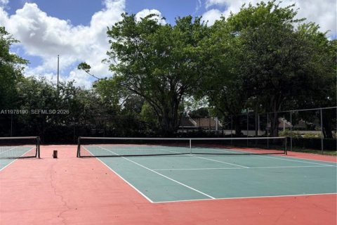 Copropriété à vendre à Pembroke Pines, Floride: 1 chambre, 58.34 m2 № 2042060 - photo 8