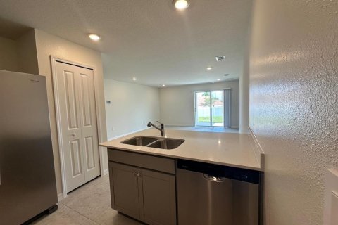 Villa ou maison à vendre à Dundee, Floride: 3 chambres, 116.13 m2 № 2105234 - photo 8