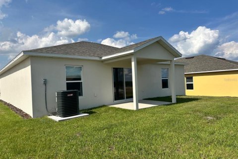 Villa ou maison à vendre à Dundee, Floride: 3 chambres, 116.13 m2 № 2105234 - photo 2
