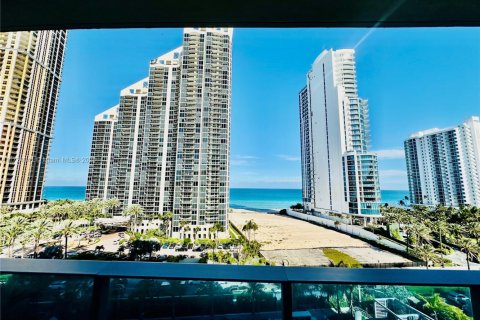 Copropriété à vendre à Sunny Isles Beach, Floride: 2 chambres, 126.44 m2 № 1985475 - photo 6