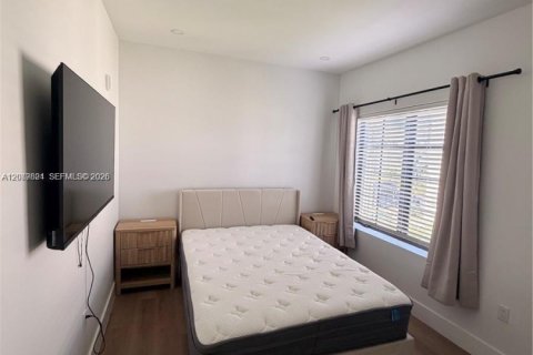Copropriété à louer à Miami Beach, Floride: 1 chambre, 49.7 m2 № 2368181 - photo 3
