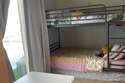 Adosado en venta en Miami Beach, Florida, 1 dormitorio, 79.9 m2 № 2086570 - foto 15