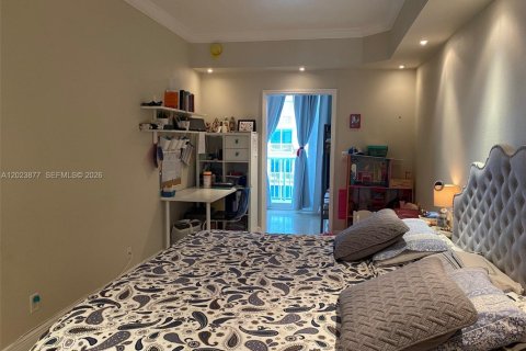 Adosado en venta en Miami Beach, Florida, 1 dormitorio, 79.9 m2 № 2086570 - foto 10