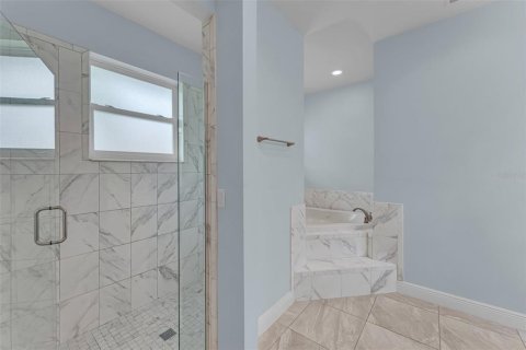 Casa en alquiler en Cape Coral, Florida, 3 dormitorios, 264.68 m2 № 1802223 - foto 16
