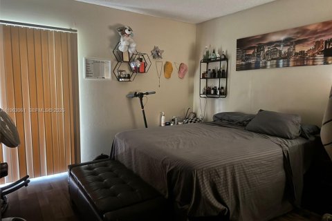 Copropriété à vendre à Miramar, Floride: 1 chambre, 65.03 m2 № 2091312 - photo 4