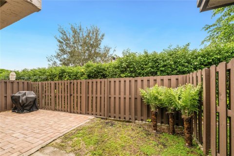 Adosado en venta en Sunrise, Florida, 2 dormitorios, 128.95 m2 № 2018230 - foto 23