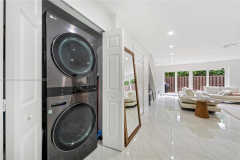 Adosado en venta en Sunrise, Florida, 2 dormitorios, 128.95 m2 № 2018230 - foto 21