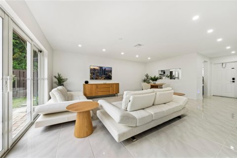 Adosado en venta en Sunrise, Florida, 2 dormitorios, 128.95 m2 № 2018230 - foto 7