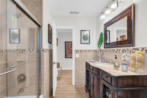 Villa ou maison à vendre à Miami Lakes, Floride: 4 chambres, 176.89 m2 № 1941250 - photo 25