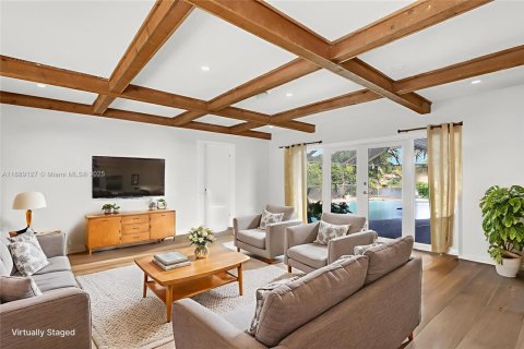 Villa ou maison à vendre à Miami Lakes, Floride: 4 chambres, 176.89 m2 № 1941250 - photo 17