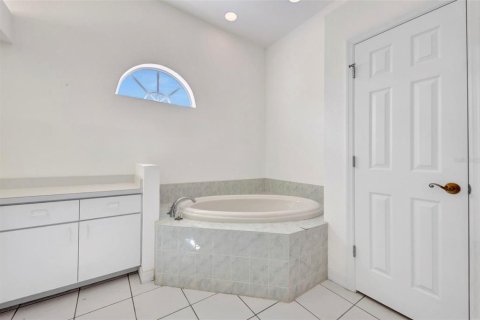 Casa en venta en Port Charlotte, Florida, 3 dormitorios, 200.76 m2 № 1911839 - foto 27