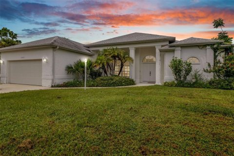 Casa en venta en Port Charlotte, Florida, 3 dormitorios, 200.76 m2 № 1911839 - foto 3