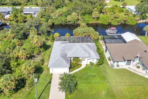 Casa en venta en Port Charlotte, Florida, 3 dormitorios, 200.76 m2 № 1911839 - foto 4