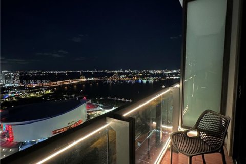 Condominio en alquiler en Miami, Florida, 1 dormitorio, 39.95 m2 № 2080934 - foto 13