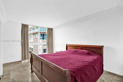 Condominio en venta en Miami, Florida, 1 dormitorio, 63.17 m2 № 2056329 - foto 27
