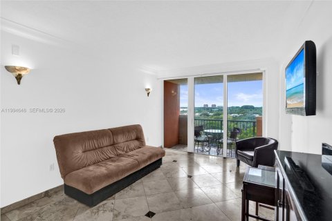 Condominio en venta en Miami, Florida, 1 dormitorio, 63.17 m2 № 2056329 - foto 15