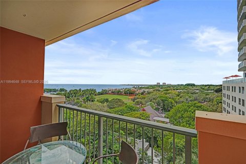 Condominio en venta en Miami, Florida, 1 dormitorio, 63.17 m2 № 2056329 - foto 3