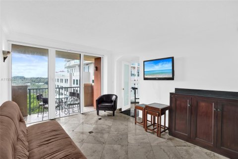 Condominio en venta en Miami, Florida, 1 dormitorio, 63.17 m2 № 2056329 - foto 19
