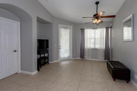Townhouse in Riviera Beach, Florida 2 bedrooms, 94.95 sq.m. № 2246282 - photo 6