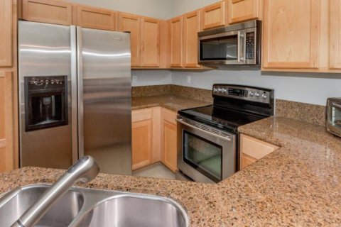 Townhouse in Riviera Beach, Florida 2 bedrooms, 94.95 sq.m. № 2246282 - photo 2
