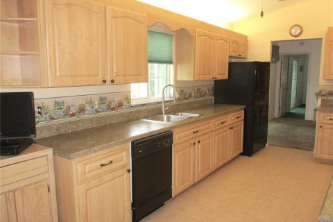 House in Dunnellon, Florida 2 bedrooms, 134.15 sq.m. № 1773435 - photo 6