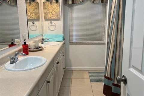 House in Port Charlotte, Florida 3 bedrooms, 158.12 sq.m. № 1900638 - photo 6